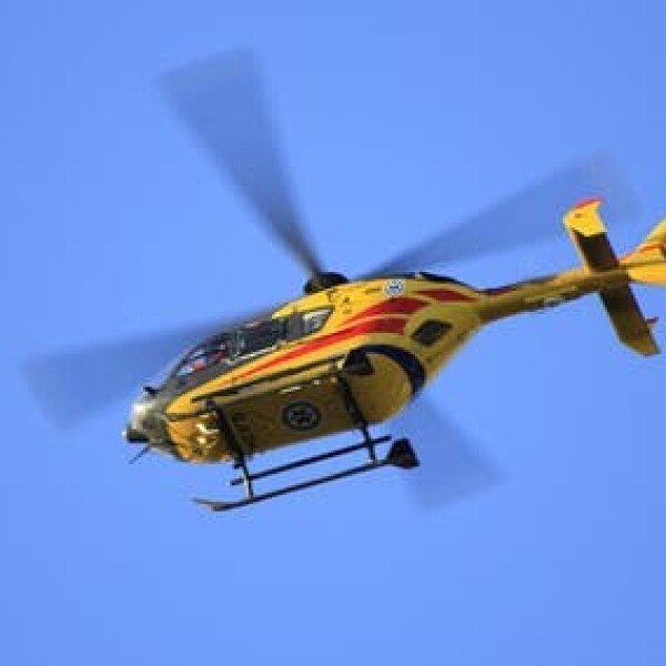 Man zwaargewond na val van dak in Noordwijk, traumahelikopter ingezet